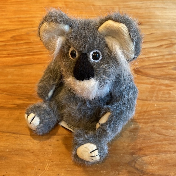 Vintage 1993 Ty Brisbane with Articulating Arms - Picture 5 of 7